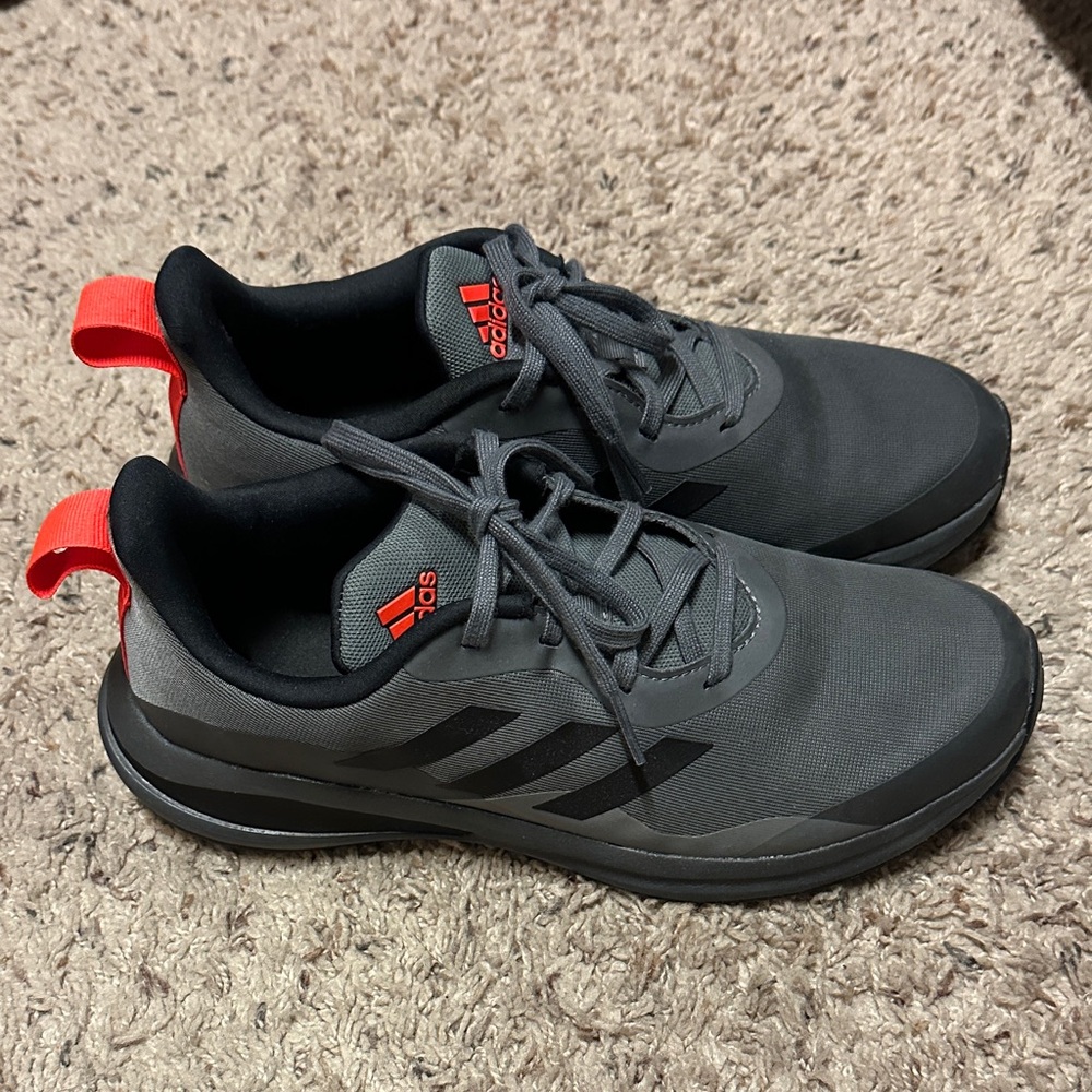 adidas Men’s Gray Athletic Sneakers with Orange Accents